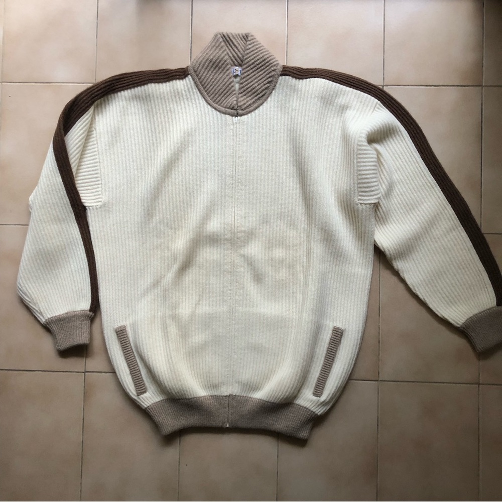 New Lanvin 100% cashmere men’s sweater size 52 of Large